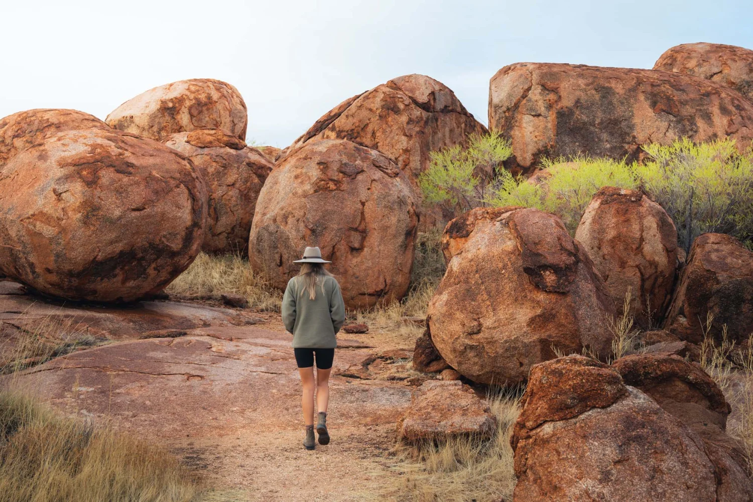 Karlu Karlu  Devils Marbles_4