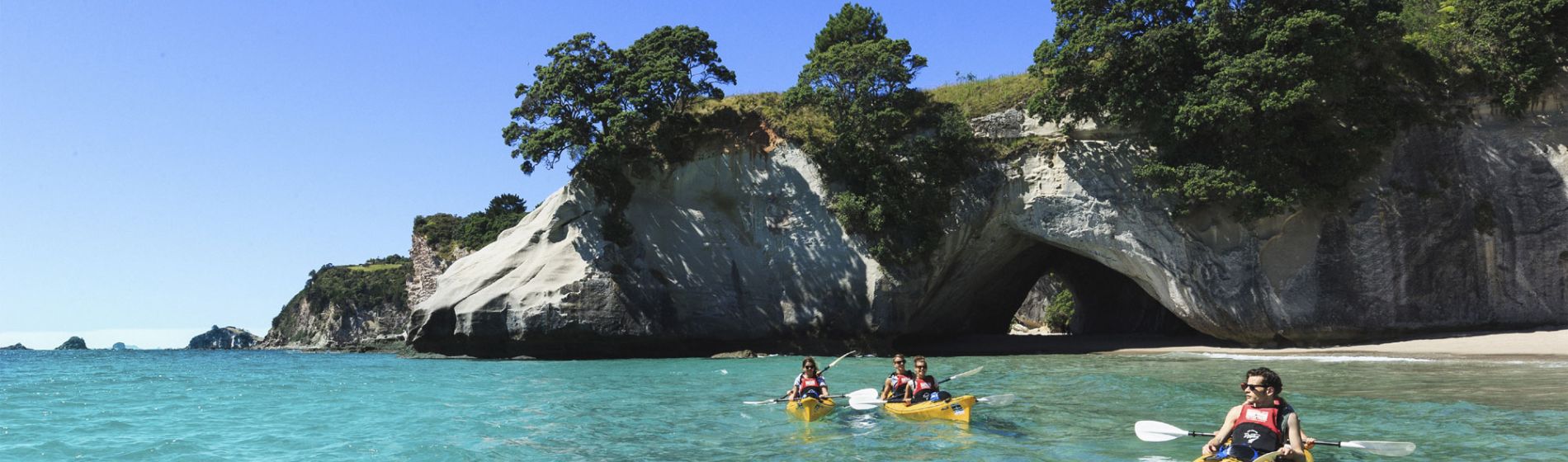 cathedral-cove-adam-bryce.jpg