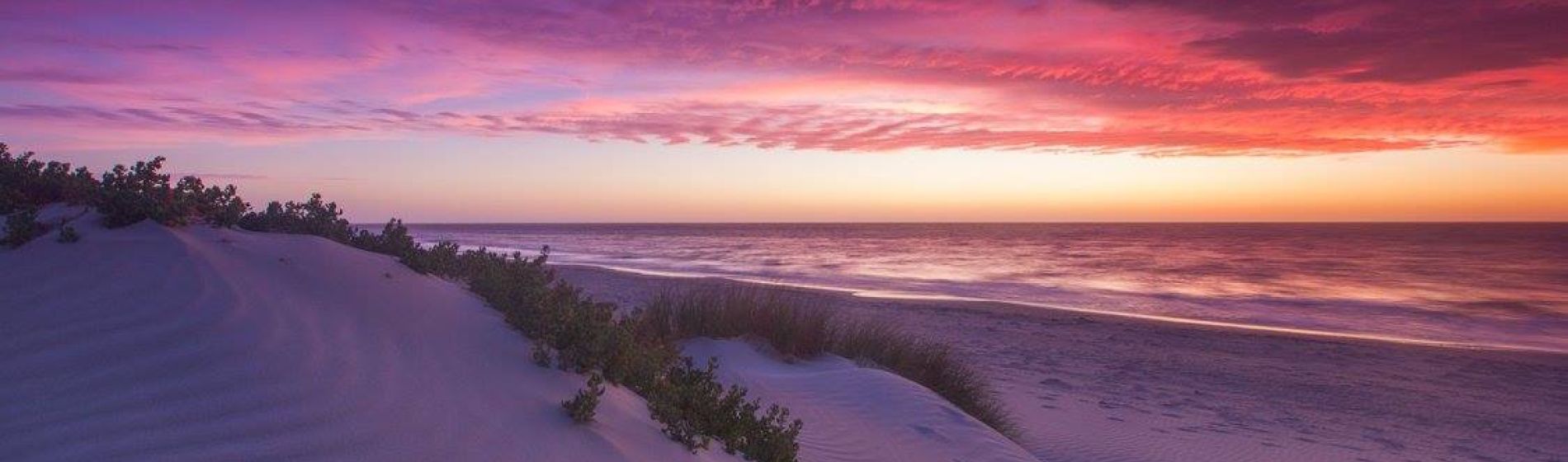 wa_dongara_south_beach_coral_coast_paul_pichugin.jpg