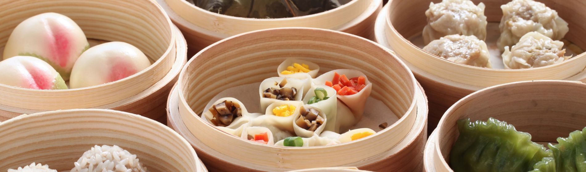 yumcha_dim_sum_in_bambusdaempfer_chinesische_kueche.jpg